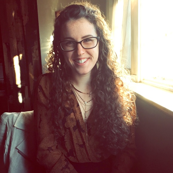 ✨Meet Your Posher✨ - Picture 1 of 2